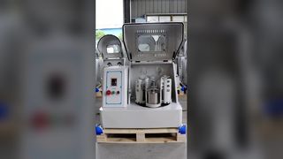1 台のマシン、4 つのジャー、より効率的なサンプル前処理。